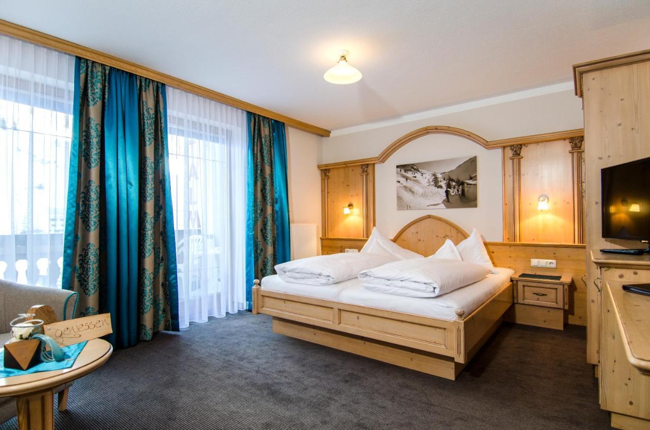 Sporthotel Almhof Ischgl Exteriör bild